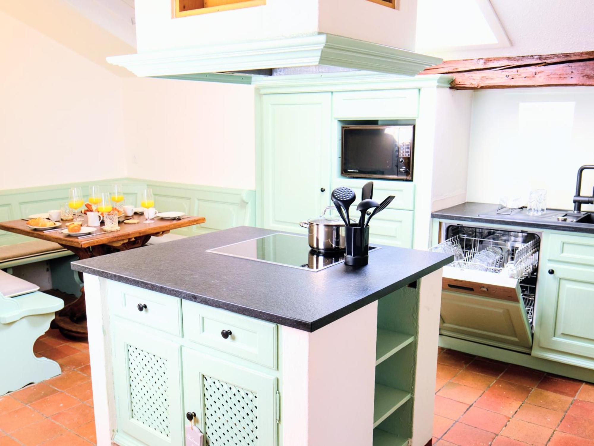 Apartment Neu! Moderner Bayrischer Flair Vor Pilatushaus Oberammergau